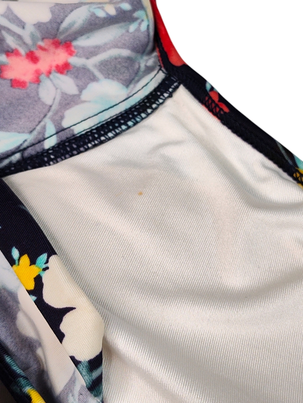 Old Navy Floral One-Piece Swimsuit – Size 2X (New Never Worn) - Picture 9 of 11